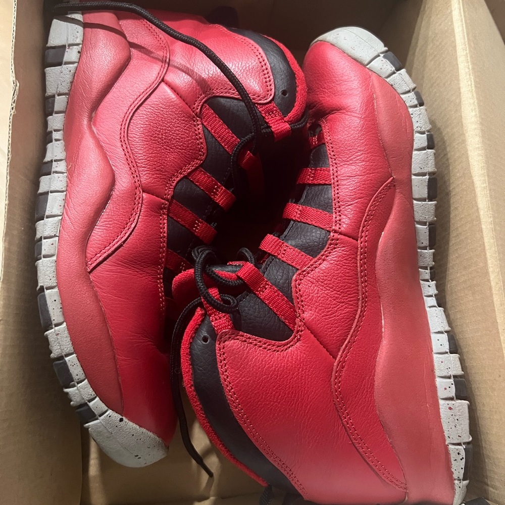 Rare Jordan 10 retro Bulls Over Broadway. 2014